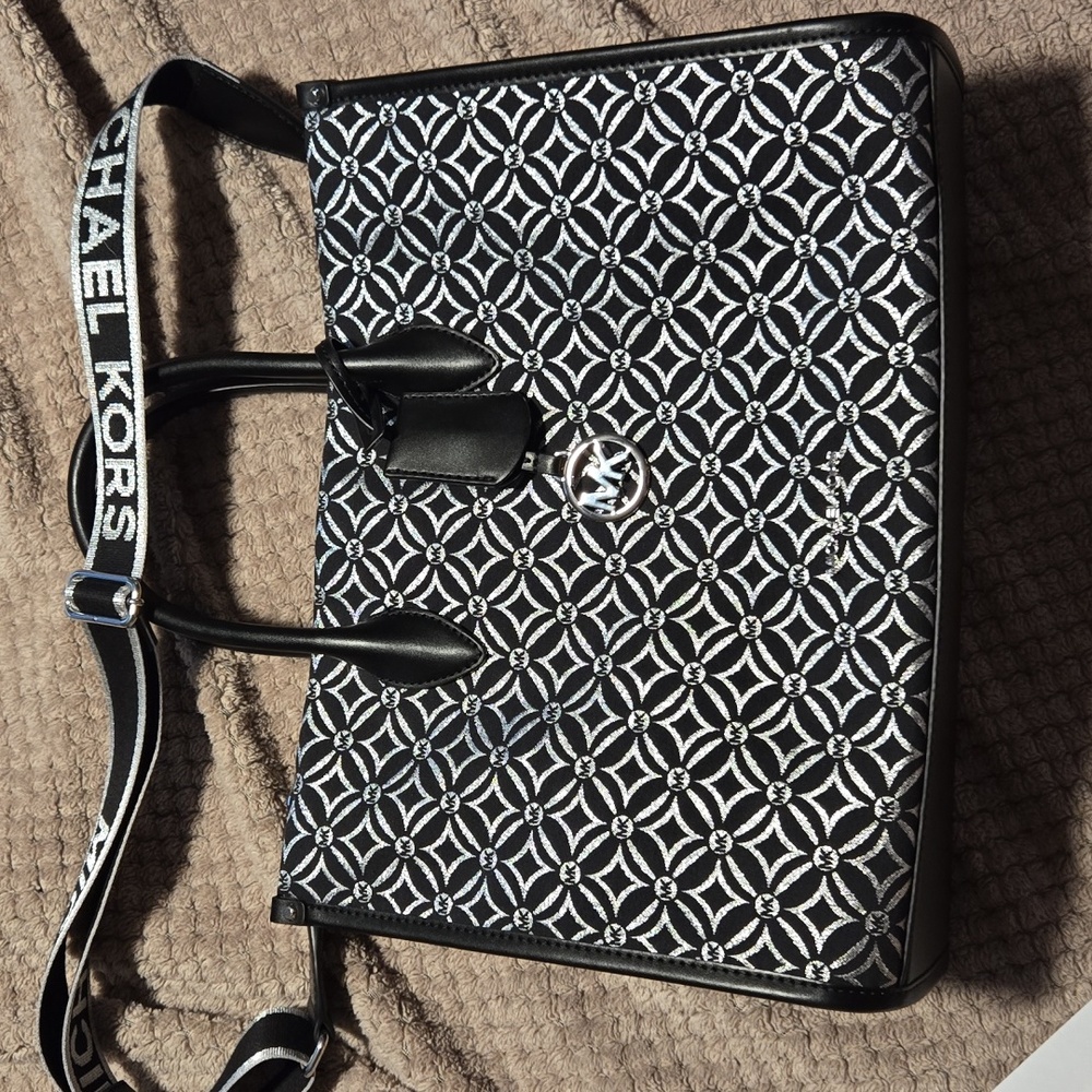 Michael Kors Monochrome Patterned Handbag Silver And Black.